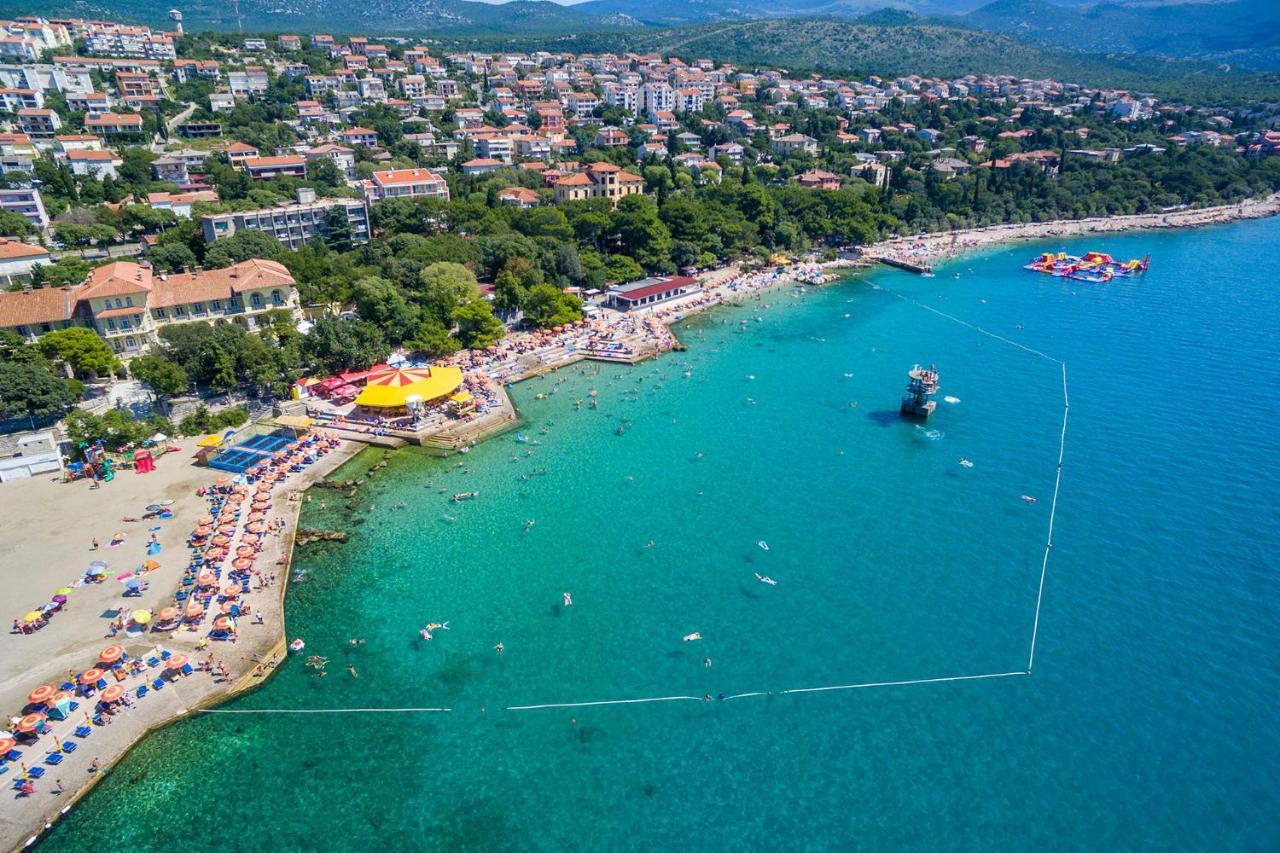 Kuca Za Odmor Antic - Holiday House Antic Novi Vinodolski Exterior foto